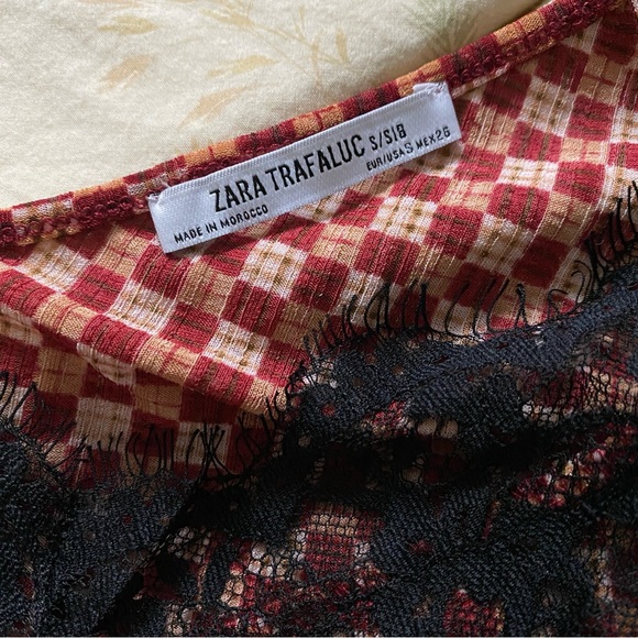 Retro-Style Tank - Picture 4 of 4